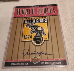 Rollie Fingers AUTOGRAPHED BOX TOPPER W 74 WORLD CHAMPION PATCH UPPER DECK AUTH - Picture 1 of 2