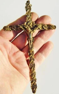 Unusual Antique Bronze Wall Hanging Crucifix Leaf Cross Jesus Christ Corpus 6" - Picture 1 of 7