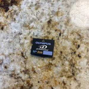 Olympus xD Picture Card M+ 2GB Camera Memory Card (Fits Fujifilm) - Picture 1 of 2