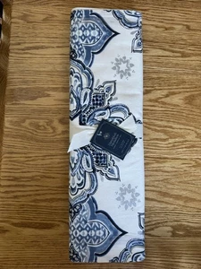 Pottery Barn Chanukka Medaillon Tischläufer 18" x 108" blau bunt - Bild 1 von 4