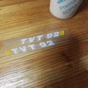 TVT 92 Carbone Greg Lemond Z   decal set top tube X2 adesivi autocollants ステッ - Foto 1 di 4