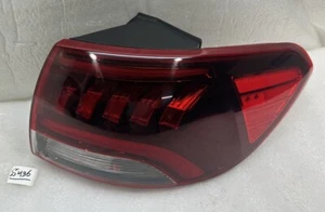 2019 2020 Kia Sorento OEM Outer Taillight Halogen LED Right Passenger 92402C6600 - Foto 1 di 18
