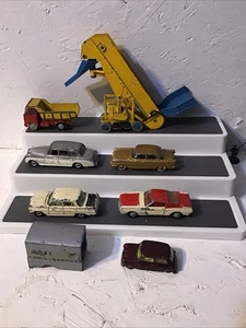 Dinky und Corgi Autos Restposten für Ersatzteile oder Reparatur. - Bild 1 von 12