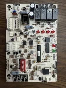 Nordyne Control board PT# 624744 1035 - Picture 1 of 2