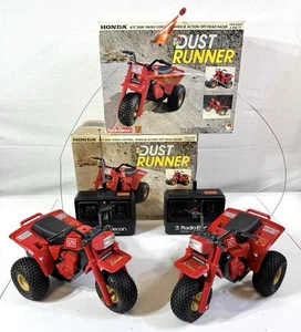 2 Honda ATC 250R 3-Wheeler Dust Runner RC Remote Control Shinsei - Parts/Repair - Picture 1 of 11