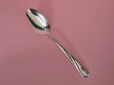 FLOR DE PRIMAVERA ~ Cuchara de té ~ Wm Rogers ~ Art Nouveau ~ Plato de plata Foto 1 de 2