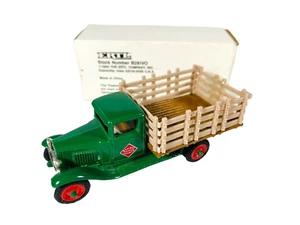 #B281VO Ertl 1930 Railway Express Agency Chevy Stake Body Truck ~ 1994 NIB - Picture 1 of 7