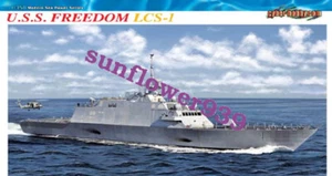 Dragon 1057 1/350 scale U.S.S. FREEDOM LCS-1 Plastic model kit - Picture 1 of 2