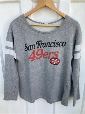 Sudadera gris con logotipo de comida chatarra San Francisco 49ers para mujer talla mediana Foto 1 de 4