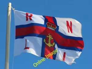 Photo 6x4 RNLI flag Hastings\/TQ8110 c2012 - Picture 1 of 1