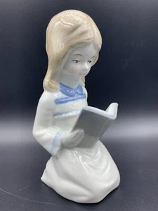 MCM LIPPELSDORF German Porcelain Figure Statue Girl Reading Book 1951 - 1974 - Picture 1 of 11