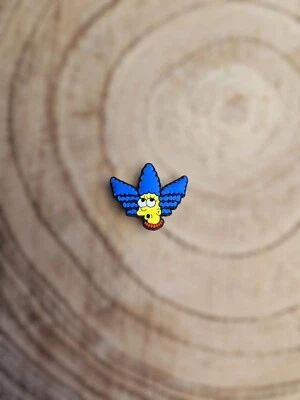MARKENLOS 🍀 The Simpsons Marge Simpson Design Charm für Crocs Shoe Pin Cool Adidas
