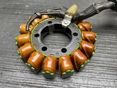 Yamaha YZF R1 2011, alternador estator, generador, OEM #124253 Foto 1 de 4