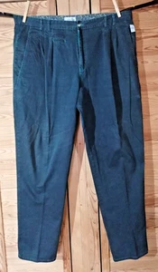 Herren Bundfalten-Hose v. John F. Gee, grün, Größe 60 - Bild 1 von 6