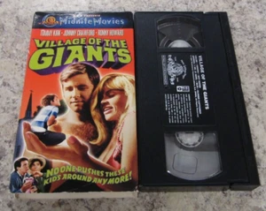 Village of the Giants (VHS Video Tape, 2000) Sci-Fi Classic Midnite Movies 1965 - Picture 1 of 2
