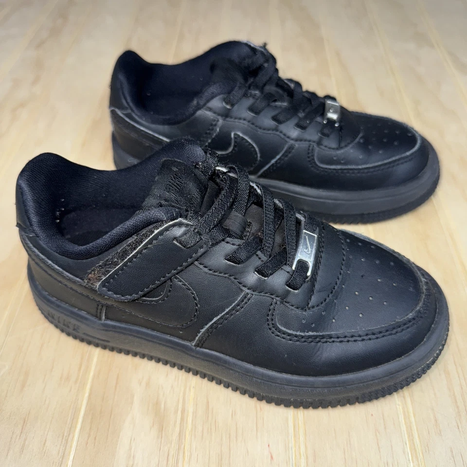 Nike Air Force 1 Low EasyOn para niños pequeños negro/negro (FN0237 001) talla: 12c Foto 1 de 4