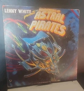 Signiert Lenny White präsentiert die Abenteuer der Astralpiraten '78 Elektra Records - Bild 1 von 12