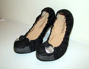 CHANEL New Charcoal Grey Flannel Ballet Flats with Camellia Accent 37.5 US 7 - Picture 1 of 11