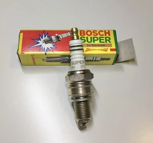 Bosch WR6DCX Zündkerze 0242240531 Spark Plug bougie d'allumage candela di accens - Picture 1 of 5