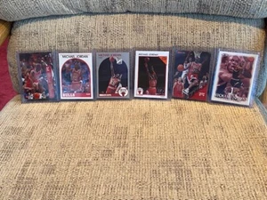 6 Different NBA Hoops Base Cards - All MICHAEL JORDAN - Chicago BULLS - Picture 1 of 3