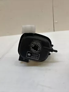 1997 - 2006 Jaguar Xk8 Coolant Expansion Antfreeze Reservoir Bottle Tank - Picture 1 of 3
