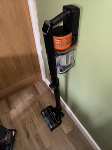 Shark IZ300UK Copper Stick Vacuum Cleaner Plus Generic Charger VGC New Filters - Picture 1 of 20