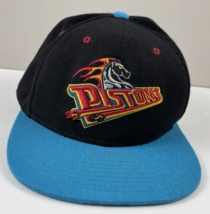 Mitchell & Ness Detroit Pistons NBA HWC schwarz/türkis verstellbare Kappe Mütze 7 1/8 - Bild 1 von 7