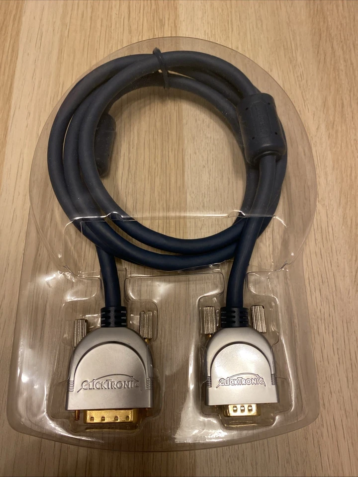 Clicktronic HC220-150 1,5m DVI-I 24 polig auf HD Stecker 15 polig - Bild 1 von 1