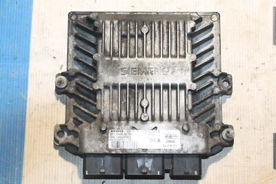 Motorsteuergerät Volvo S40 II 2004 30729065 - Immagine 1 di 3