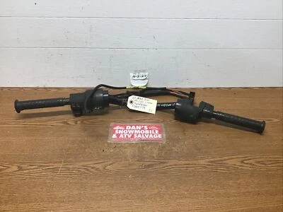 Interruptores de manillar e mano # 506151138 Ski-Doo 2001 MXZ 800 moto de nieve Foto 1 de 4