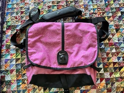 Nike Bandolera - Motivo Baloncesto Rosa Foto 1 de 4