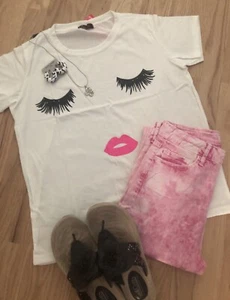 Fun Eyelashes and Pink Lips Modal T-shirt - Picture 1 of 2