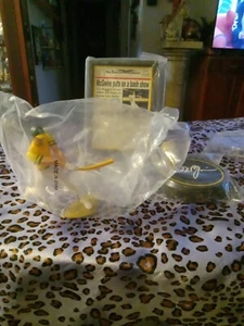 Mark McGwire Starting Lineup 1993 Headline Collection Figure With Newspaper Clip - Picture 1 of 8
