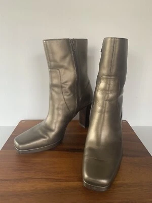 Botas Worthington para mujer de bronce con cremallera tacón alto ancho cuero talla 6,5 ¡En muy buen estado! Foto 1 de 4