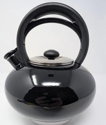 Tetera Copco Classic negra esmaltada sobre acero con mango único en forma de D Foto 1 de 4