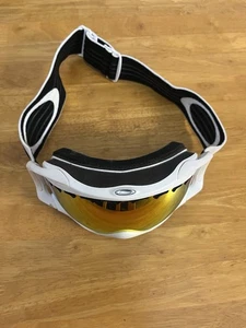Oakley Brille weiß mit gelben Gläsern - Bild 1 von 6