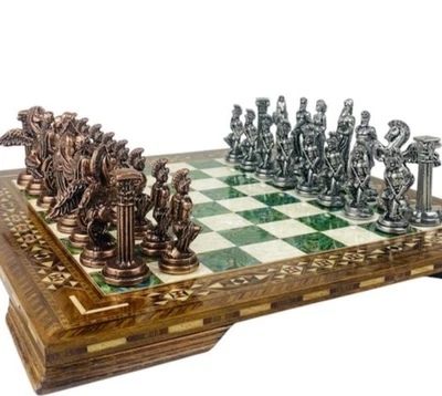 Jeu d'échecs fait main X grand plateau ancien en bois incrusté de pégase -... - Photo 1/4