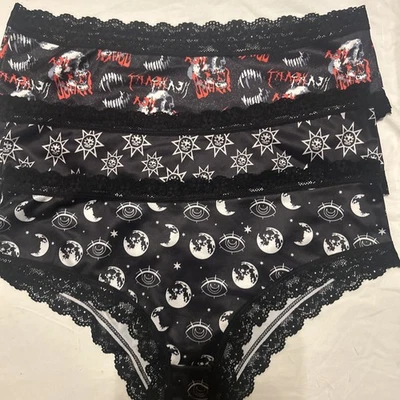 Morvia 3pk lace trim goth Emo panties L skulls stars Planets & Skulls Lingerie - Image 1 of 4