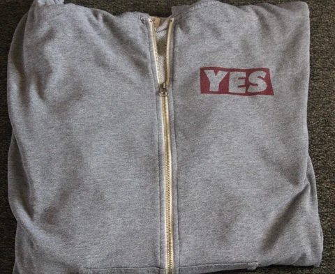 Pre-owned WWE Daniel Bryan YES Gray Hoodie 2XL Cover