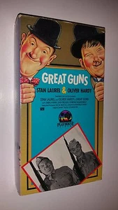 LAUREL & HARDY - GREAT GUNS VHS Videocassette mint condition - Picture 1 of 3