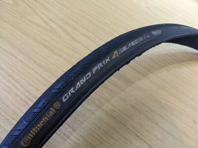 Continental Grand Prix 4 Season 700 x 23 Tyre Tire Black Folding Clincher 23c - image 1 of 4