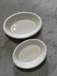 2 Vintage Off White China Oval 10x8 und Oval 8x6 Servierschalen - Bild 1 von 5