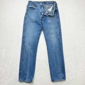 Jeans Levis 501 31x34 bottoni mosca lavaggio leggero denim gamba dritta misure 28x28 - Foto 1 di 10