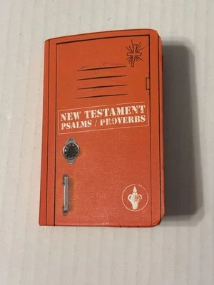 Pocket Bible NKJV New Testament Psalms Proverbs Orange Locker 1985 Gideons Rare - Image 1 of 4