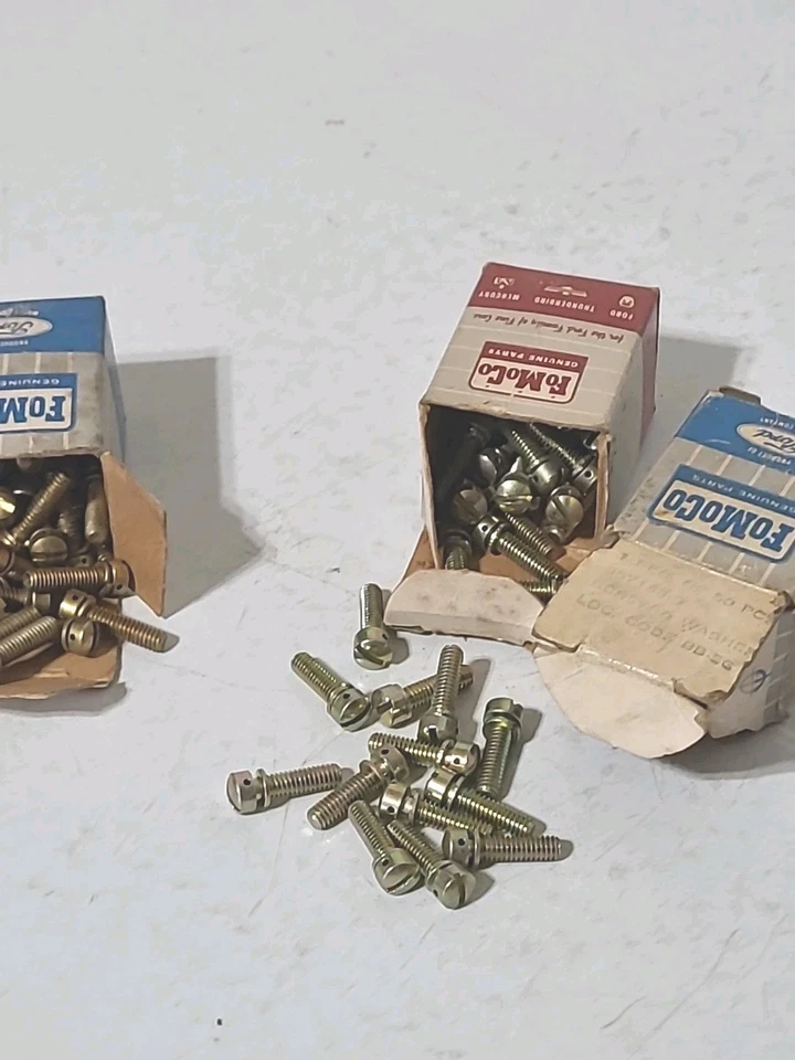  Lote de peças FOMOCO Ford, Thunderbird, Mercury parafusos em caixas vintage fabricadas nos EUA  - Imagem 1 de 4