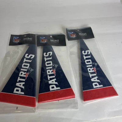 NFL New England Patriots Mini Banderín Bandera 4"x9" NUEVO Fútbol Decoración Banner X 3 Foto 1 de 3