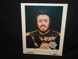 VINTAGE OPERA SINGER PHOTO WITH AUTOGRAPH " LUCIANO PAVAROTTI " 100% ORIGINAL.. - Picture 1 of 3