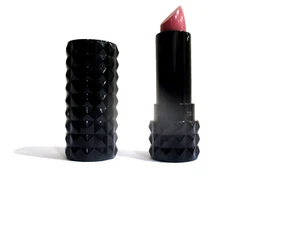 KAT VON D ~ LÁPIZ LABIAL CREMA STUDDED KISS ~ Color - Saint ~ 0,12 OZ - SIN CAJA - Imagen 1 de 2