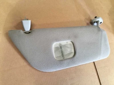 02 03 04 05 06 07 FORD F250 SUPER DUTY Right GRAY Sun Visor Super Cab - Image 1 of 4
