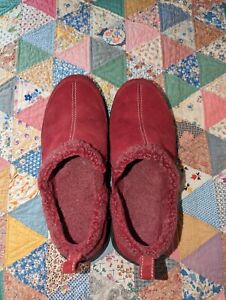 Lands End All Weather Shoes Women's Size 7 1/2 B Red Suede Sherpa Mules Slip On
